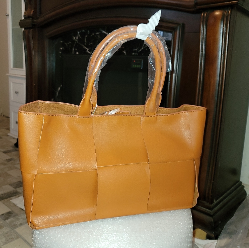 TRENDY SATCHEL BAG AND MINI BAG SET 